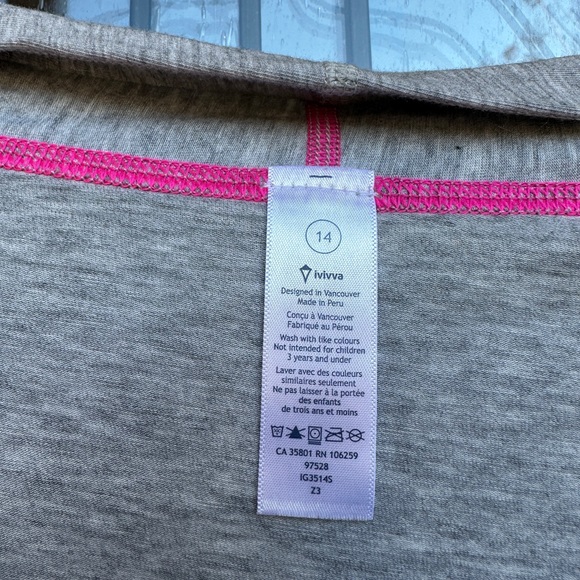 Gray Ivivva wrap top - Picture 7 of 8